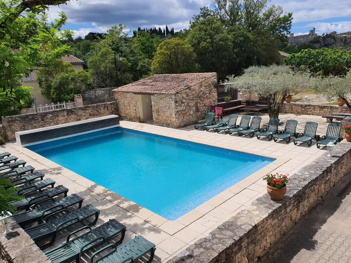 Logis Hotel Restaurant L'Escarbille Saint-Martin-dʼArdèche Kültér fotó