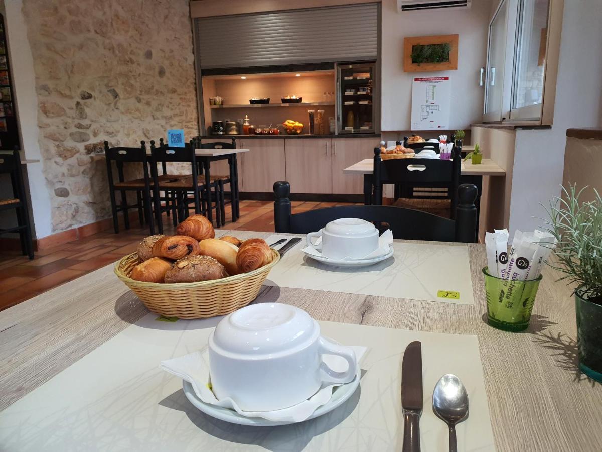 Logis Hotel Restaurant L'Escarbille Saint-Martin-dʼArdèche Kültér fotó